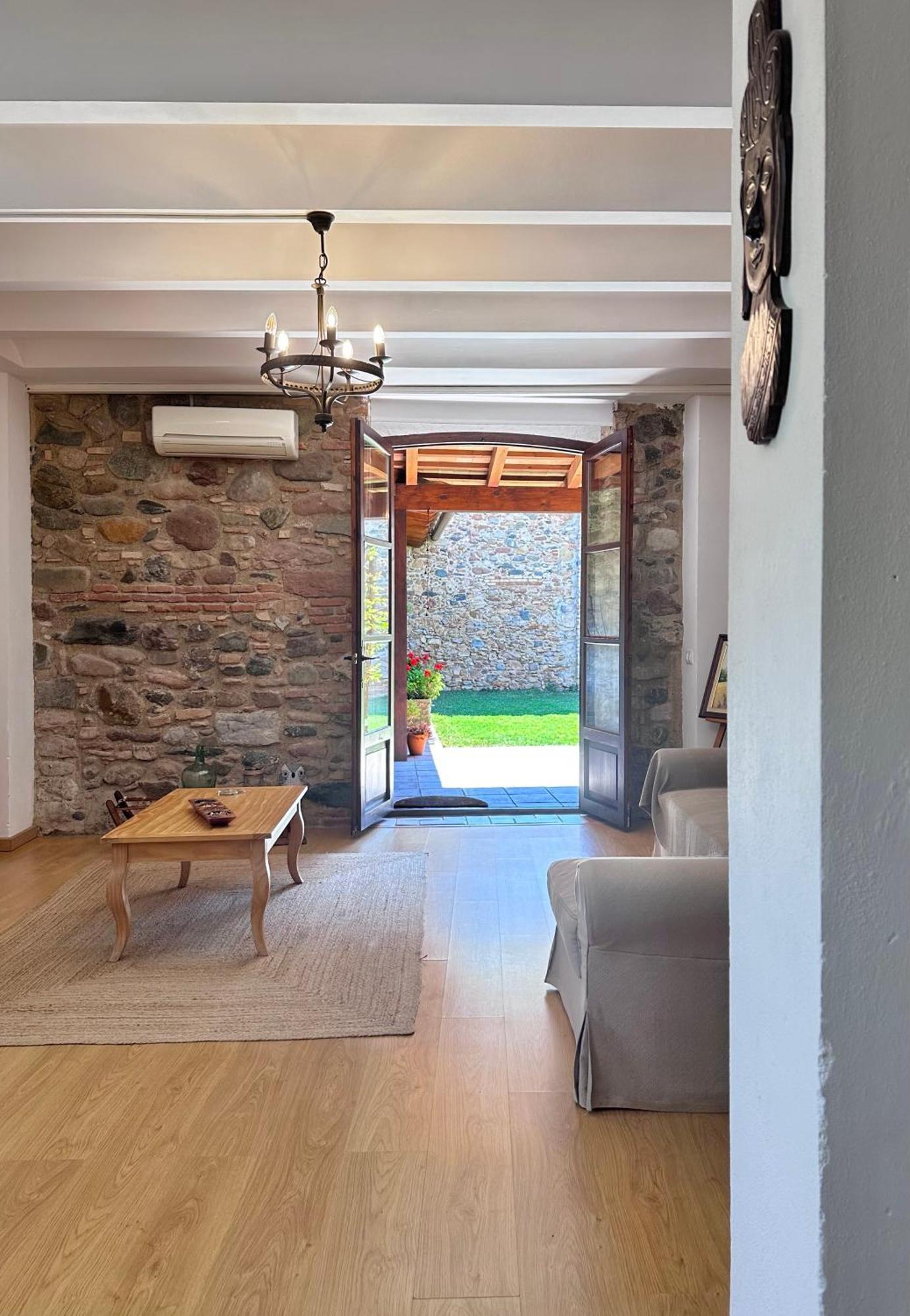 Mas Can Calet Aparthotel Les Franqueses del Valles Exterior photo