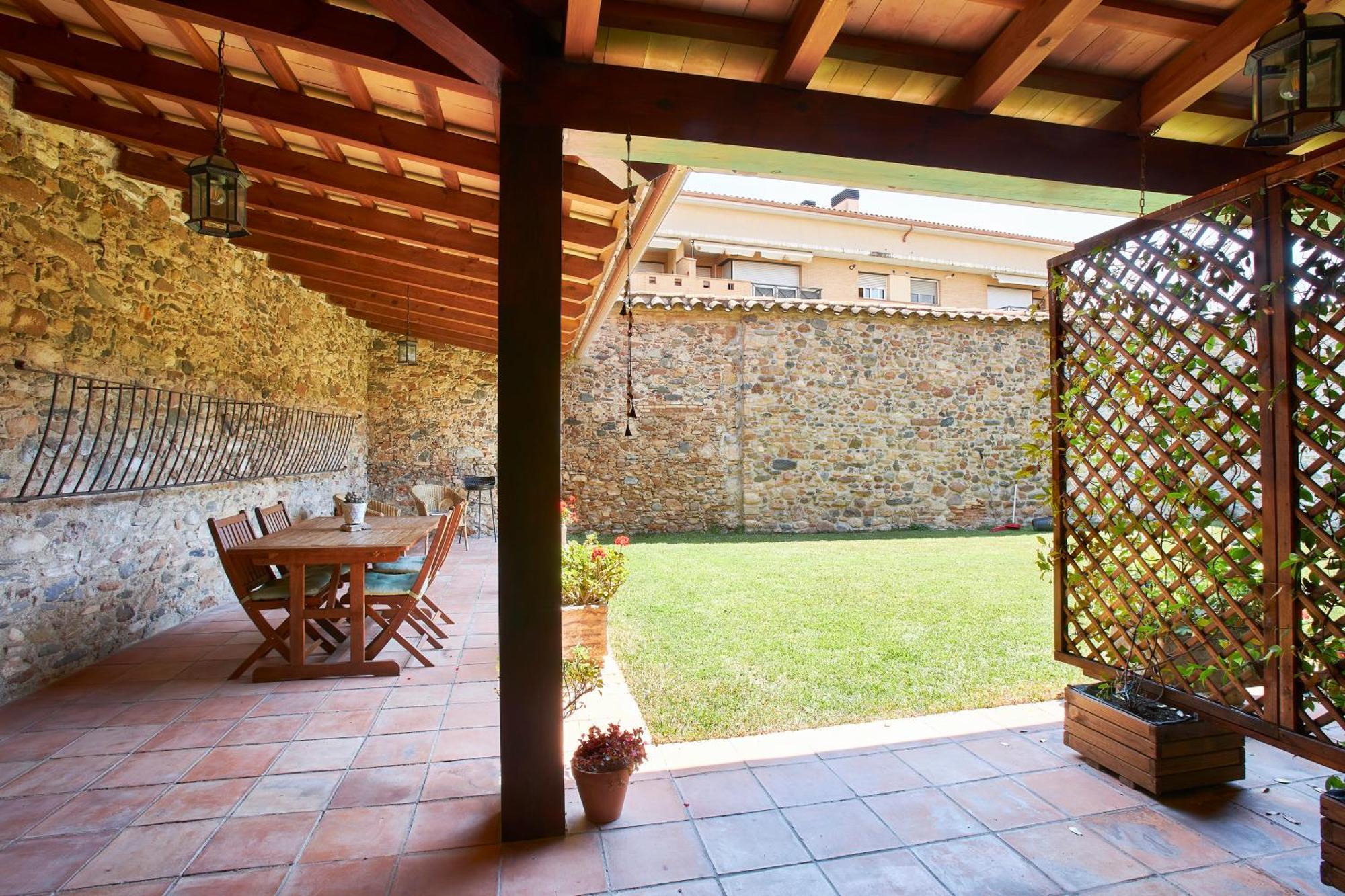 Mas Can Calet Aparthotel Les Franqueses del Valles Exterior photo